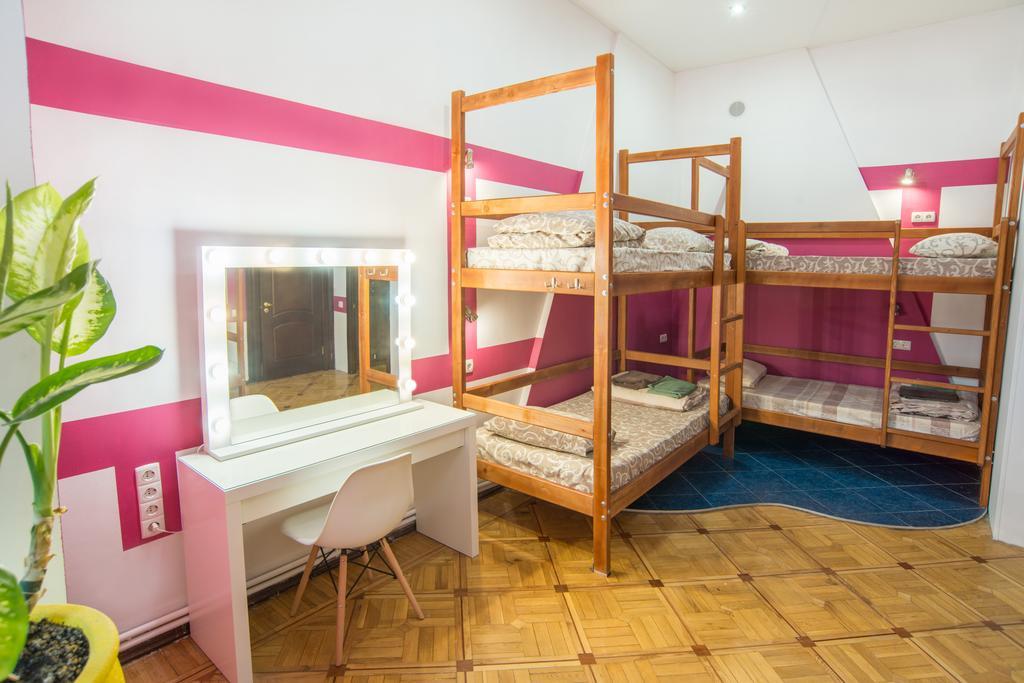 Hostel Berlogaオデッサ エクステリア 写真